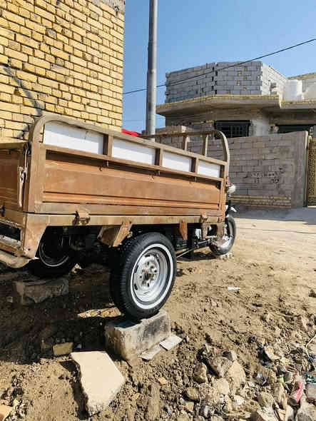 السلام عليكم ستوته للبيع موديل 12 تعمير 25 2 تبديله دهن كله جديد شراي بيه خير ويدلل مكان ناصريه مركز السعر 1650  وهاذ رقمي ***********
