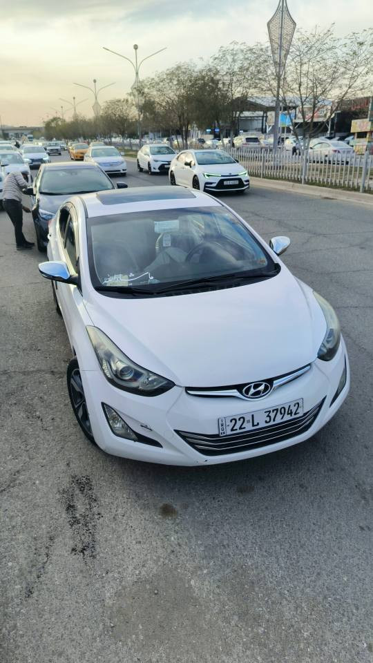 بيع مستعجل 
النترا 2014 خليحي مواصفات فول GLS معروفه
رقم اربيل 
بطاقه بانزين موجود 
ماشي 128 km 
سياره مال بيت مابيها اي نقص 
(بيها نص جامرلغ صبغ وقبغ جنطه تبديل بلادي شركه نفس الون) 
🎯ملاحضه سقف بيها كارت بالغسل كامت صبغ تقريبا 5 cm 
محرك قبغ مفتوح بس شرط لا صرف ولا بخار
گير شرط 
4 تايرات جديد قبل اسبوع شادهن 
مكاني كركوك 
سعر 125$  وبيها مجال للطيبين 
☎*********** كركوك, العراق
