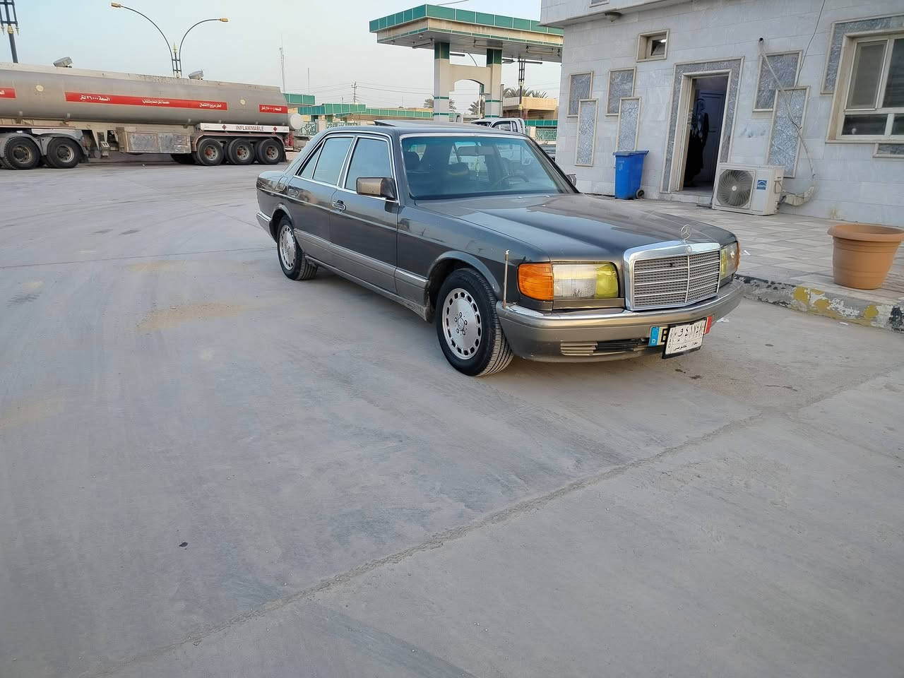 السلام عليكم مارسدس جانبو موديل 86رقم بغداد مكينه بطه مصبوغ جماليه بدون ضربه تبريد شغال سنتر شغال السعر 58 وبيه مجال العنوان بابل الكفل ***********
