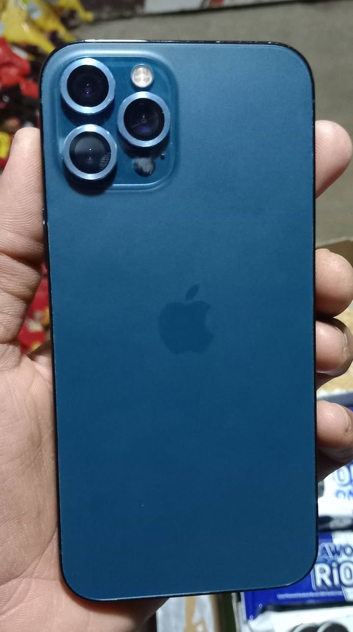 للبيع ايفون  12 برو ماكس أمريكي بطاريه 86بلادي ما مرفوعه  ذاكره256 الجهاز بلادي كلشي ممبدل بي ضمان الموقع اطوريج الرجيبه الداخلي السعر 550 بي مجال قليلل
***********
