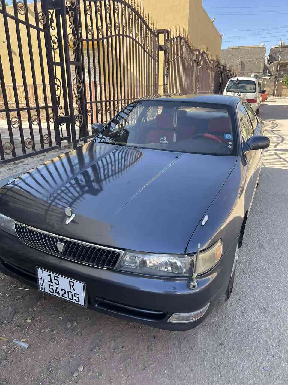 السلام عليكم  شيزر نفخ محرك 2500 ديلكو مكفوله كص ونقل جثه واصوليات تخم تاير حداديه حلوه 70 بالميه رقم أنبار بسمي ثاني يوم اداورلك بسمك مشروع وطني بيها ضربه خفيفه بالجاملغ الامامي الأيمن مصبوغه عام جماليه فقط السعر 55 وبيها مجال الاستفسار أكثر اتصل ***********
