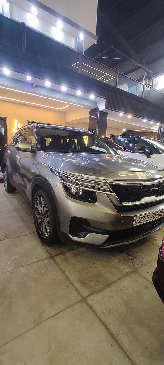 كيا سيلتوس 2021
مواصفات S 
محرك 1600 تيربو GDI
كير Dct دبل كلج 7 نمرات
رقم اربيل مسطرة
السياره ماشيه 88000 الف كيلو متر
كوبون بانزين 
مواصفات: 
فول عدا الفتحه وبصمة تشغيل
رادار محيطي
شاشه تدعم كار بلي 
ثلاث انظمة قياده
الكشنات جلد وقماش + تدفئه الامامي 
تحديد مسار
قيادة ذاتية
قطعتين تبريد
اشاير بالمري
تثبيت سرعه
تحكم استيرن
نقطة عمياء 
مانع انزلاق
ويل كب كروم
تحكمات ستيرن
نظام المنحدرات.....  وبعد بيه مواصفات
حادث السياره ربع البوند وجاملغ جهة السايق ونص الباب حادث خفيف 
ايربكات سليمه كلها 
مكان السياره . موصل
السعر 150ورقة 
رقم الهاتف 
***********
