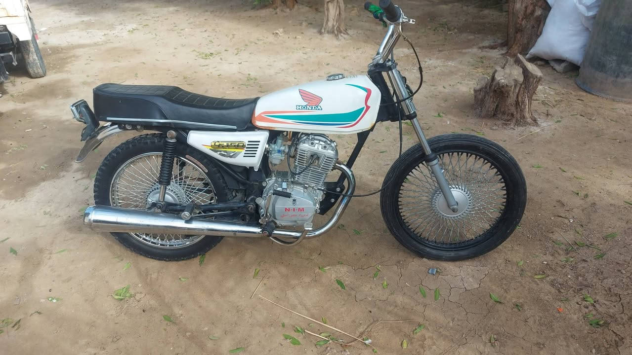 دراجه نامه خمسه كير زنجيل 2020 اوراق اصولي للبيع السعر ٥٢٥ وبيها مجال لشراي لتواصل ***********
