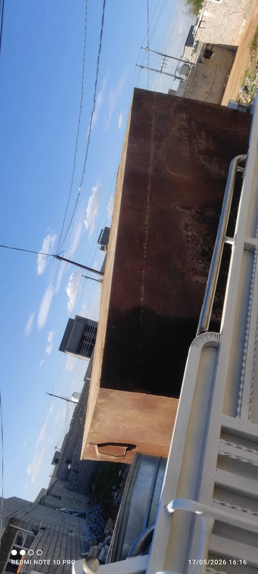 سلام عليكم مقطور حديد تفصال ارتفا 2متر وعرض 1متر وطول 3 امتار بليت قوي مابيهه اي عيب التواصل ***********
