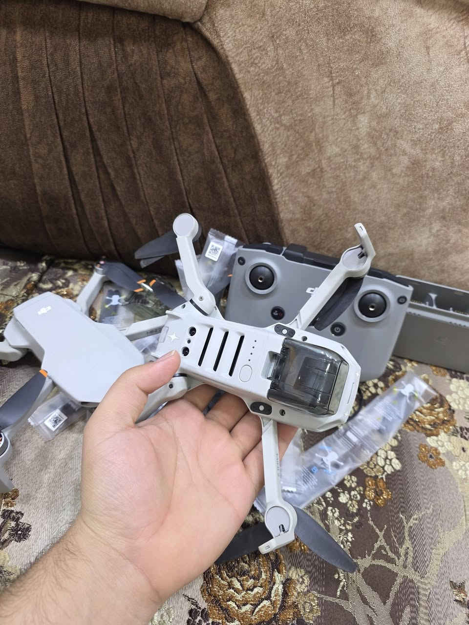 Mini 2
Mini 2 se
0750 5600627
