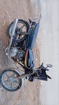 دراجة إيرانية 5 گير تشتغل سلف و اوراق اصولية كاملة مدفوعة كمرك كهربائي...