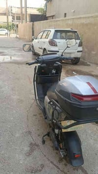 مكلف بلنشر للبيع دراجه شحن 7 بطاريات سرعه 100 موديل 2025 اخذتها بشهر ا...