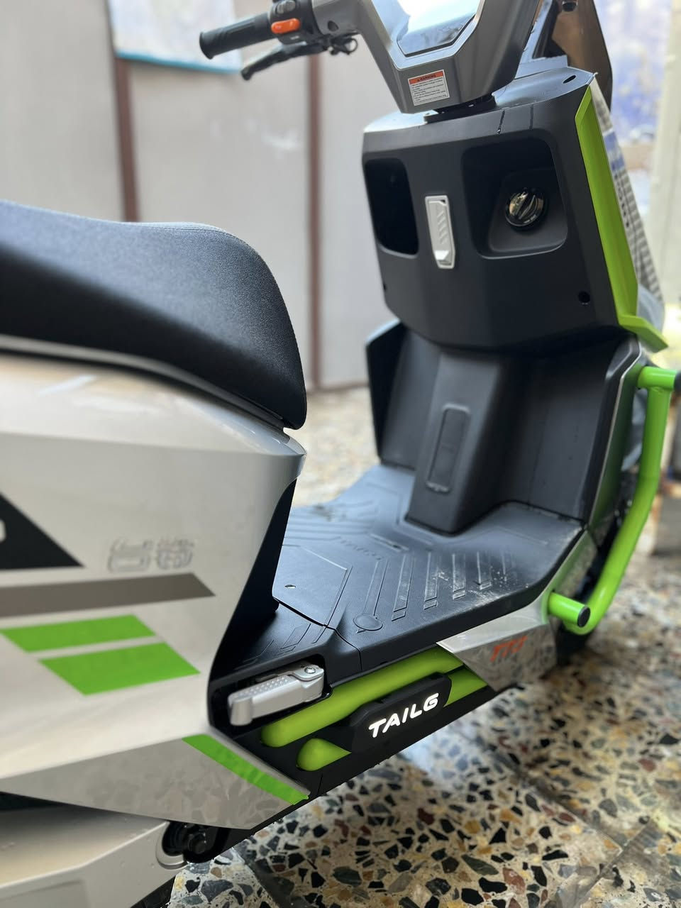 السلام عليكم دراجة شركة تالج نسخة السبورت رياضي ملف 200بطاريات مصطرة38v زيرو ما ماشية وموضح كدامك موعد تاريخ الشراء والسعر ما صال سبوع من ماخذهة محتاج فلوس واني اسف عن المرواس لن محتاج فلوس سعرهة 1150موصفاتهة بصمة ثنين اسويج ابريك غاز بيهة مانع تزحلق ايبي اس صندوك بصمة تشغيل عن بعد مثبت سرعة رقمي ***********
