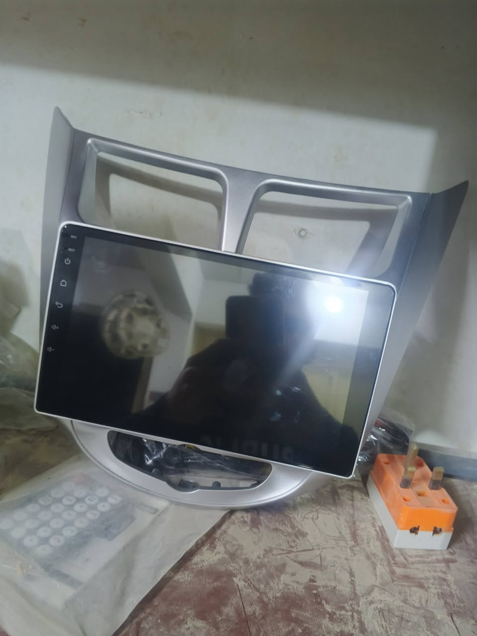 السلام عليكم من رخصة الادمن
توفرت شاشه اكسنت مع ملحقاتها كامله
كامره واطار وفيش بلاديه بدون تحوير


**إذا كنت صاحب هذا الإعلان وتريد حذفه لأي سبب، رجاءا أرسل رسالة إلى الدعم الفني**