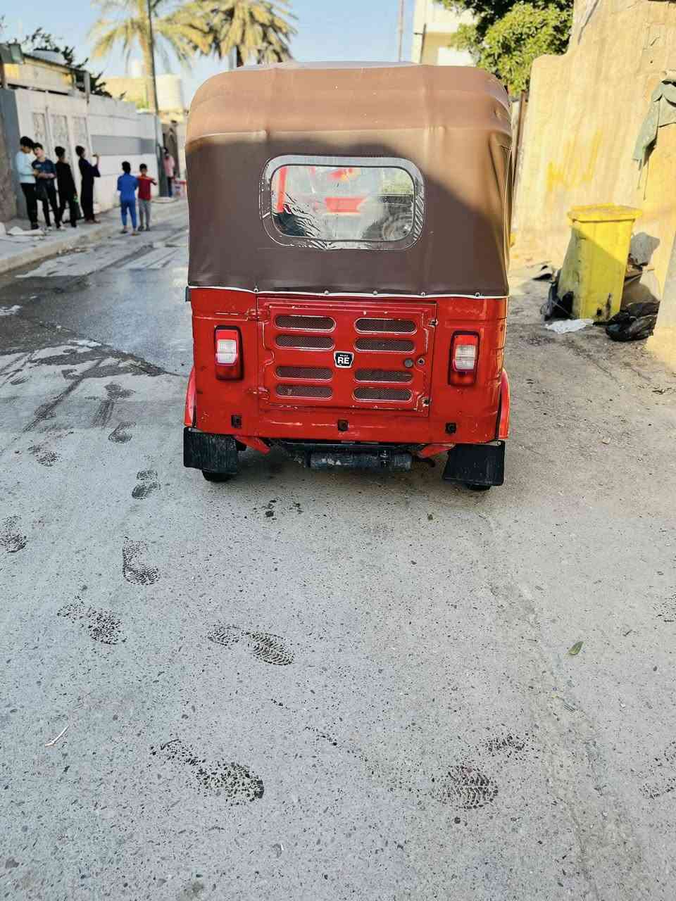 سلام عليكم تكتك ١٨للبيع شهر ١١ بغداد  كفاله عامه مابيهه. قطرت معجون    ٤قفل مابيهه مجال ابد ***********
