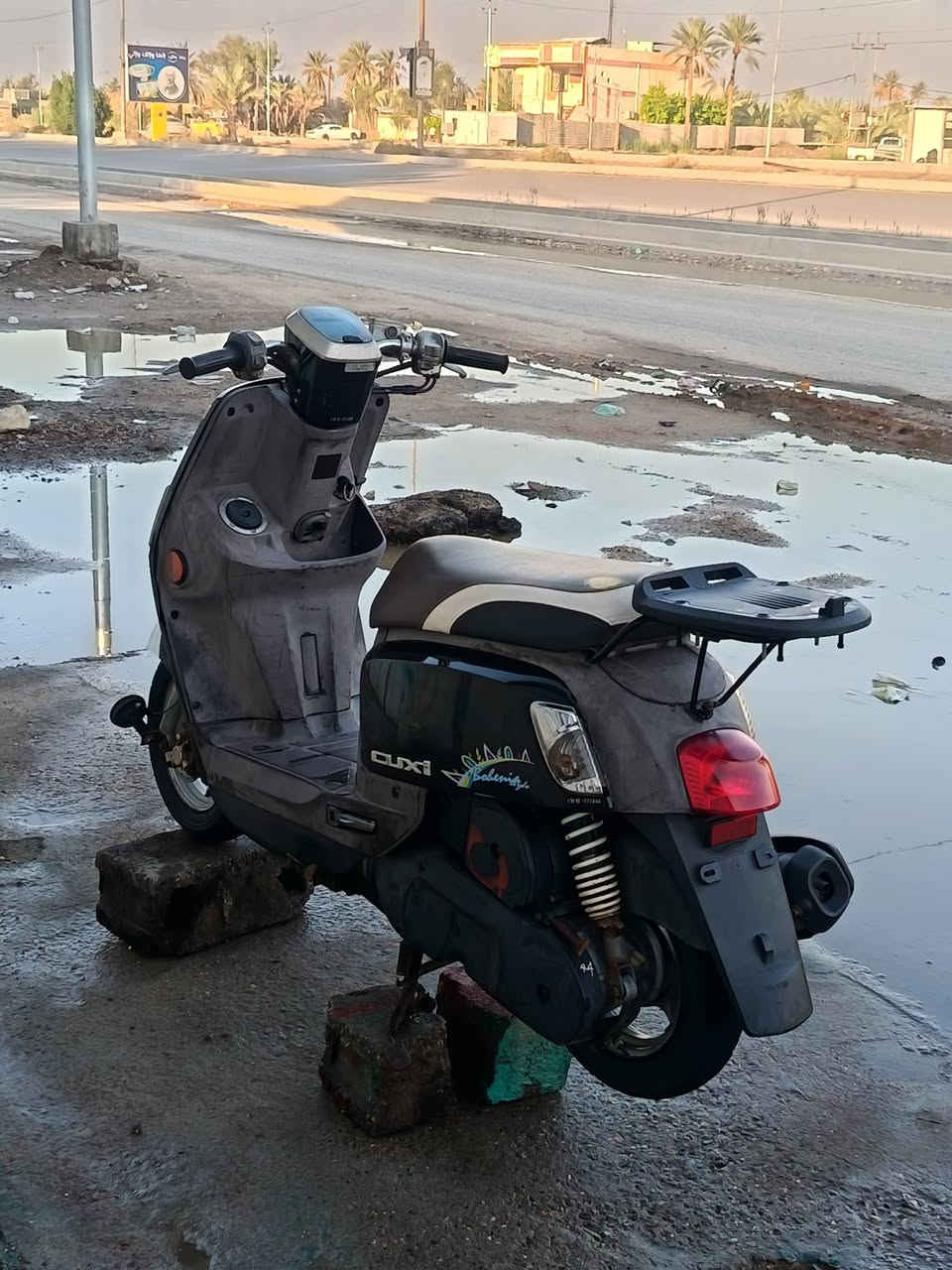 سلام عليكم ماكس بوليس للبيع مال رمبه مو شارع أكد رمبه صارله شهر من نزله وصل معرض موجود كفاله عامه من البراغي ماشيه هواي ماشيه دراجه كفاله عامه من البرغي والشخط مكاني بابل مسيب اتصل عليه وتدلل وشلع عيوني ولاحظه غير متواجد عل فيس *********** سعره ١١٥٠وبيه مجال بسيط
