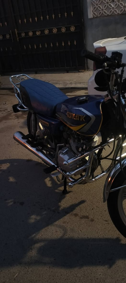 دراجه ايراني بيع او مراوس شعندك نزل


**إذا كنت صاحب هذا الإعلان وتريد حذفه لأي سبب، رجاءا أرسل رسالة إلى الدعم الفني**