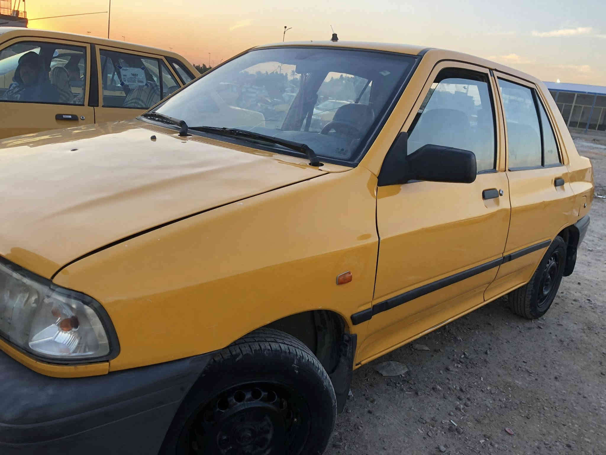 سلام عليكم سياره سايبا مديل 2018
ماشيه 157الف بيها ضربه بل بنيد ومبدل جاملغ شركه
السعر 55ورقه
المكان البلديات ***********
