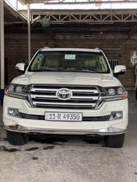 لاندكروز 2017 ساس وايت اديشن مكفوله كفاله عامه  فقط ركن الدعاميه الخلف...