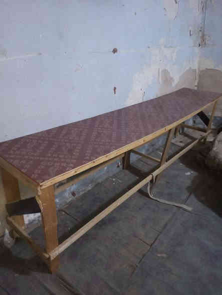 سلام عليكم
ميوزه للبيع نضاف 3ميز حديد واحد خشب وحديد قوي وكبار ويتحملن وزن كلهن شلع / السعر 150 قفل /طويريج ***********📞
