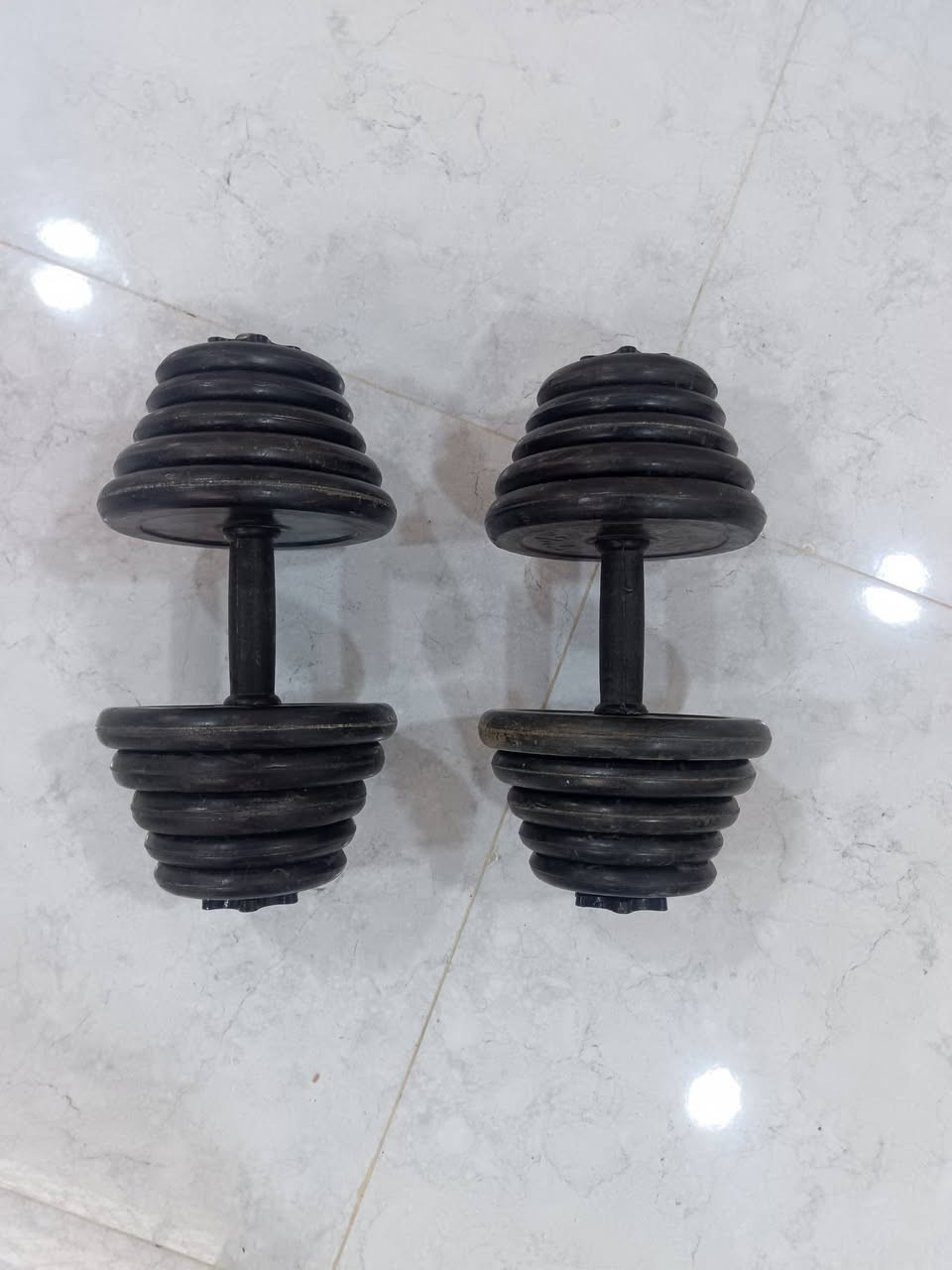 زوج دمبلص وزن 29 كيلو كل زوج 14.5 السعر 50 الف واتساب *********** المكان نجف
