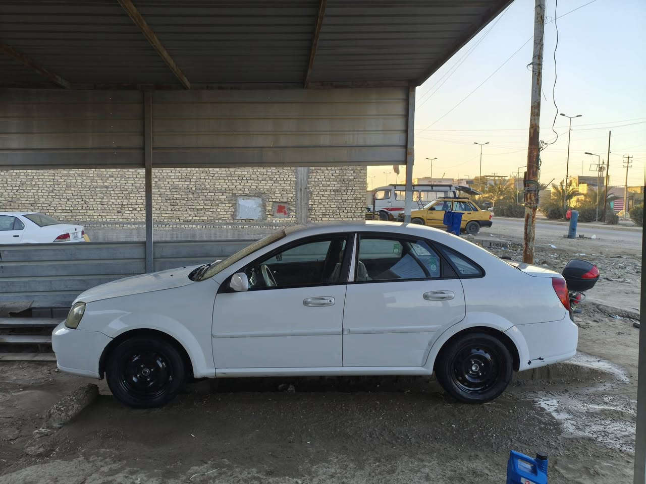 السلام عليكم اوبترا 2012  وارد خليجي رقم بغداد نكليزي سنوية وهزه جديده وهذا سونار موجود مع الصور ملاحظه السياره كير عادي وبيها حماوه بدايت كازكيت حسب كلام الفيتر السعر 68 مكانها بغداد التاجي سبع البور للاتصال ***********
