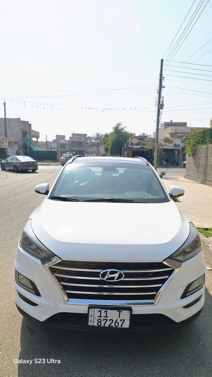 سلام عليكم بيع او مراوس حسب القناعه ..توسان م 19 خليجي فووول موصفات بصمه كشنات كهرباء بانوراما حساسات خلفيه اماميه  ماشيه 132 محرك 2000 دوش كفاله صبغ وتبديل بس بارد جاملغ خلفي سونار مرفق
سعر188  مكاني بغداد حي لعامل *********** ..تراهم مراوس حسب القناعه
