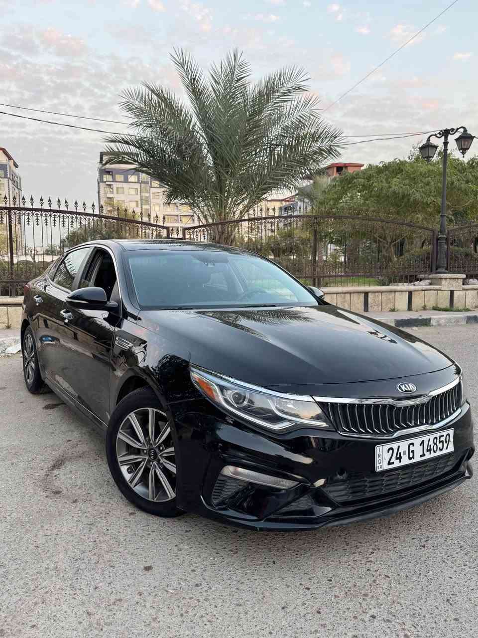 السلام عليكم
كيا اوبتما 2019 شمالي باسمي
حادث دعاميه بدون ايرباك
ماشيه 64mi
محرك :2400
سياره عليها سريفس ادامه من دعاميه لدعاميه
من بلكات نوزلات فيت بم تنضيف غرفه احتراق
برمجه ع بانزين عادي كله جديد
صدر كير محرك مكفول
السعر : 130$
بغداد البياع
*********** بغداد, العراق
