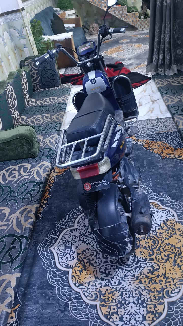 للبيع دراجه مكينة ماكس ياباني درجة خير من الله كلة شغال سلف هندر كهربائيات كلة شغال مكينة ناعمة وحلوة دراجه فول نضافة تجي تفحص وتقتنع السعر 225بيهة مجال بصيط مكاني كربلاء حي الغدير يم الصورة مقابيل السوك 
 للاتصال *********** متواجد واتساب كذالك
