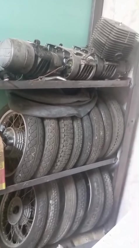 جمعة مباركة وكل عام وانتوا بخير صحة وسلامة إنشاء الله
هاي جبنالكم دراجات باله من ألمانيا 🇩🇪 وقطع غيار MZ وكلشي متوفر إنشاء الله 
اللاستفسار الاتصال على الرقم ***********
***********
اخوكم ابو وطن مع صديقي الالماني احد عشاق ومحبين الامزت 😉
