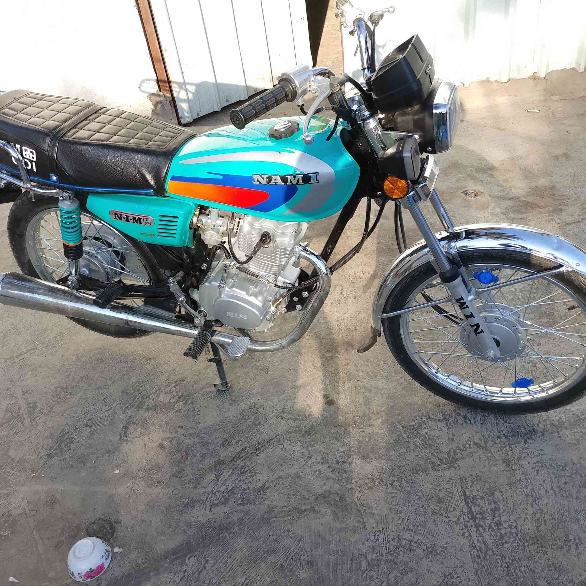 السلام عليكم دراجه للبيع ناعمه السعر خاص ***********
