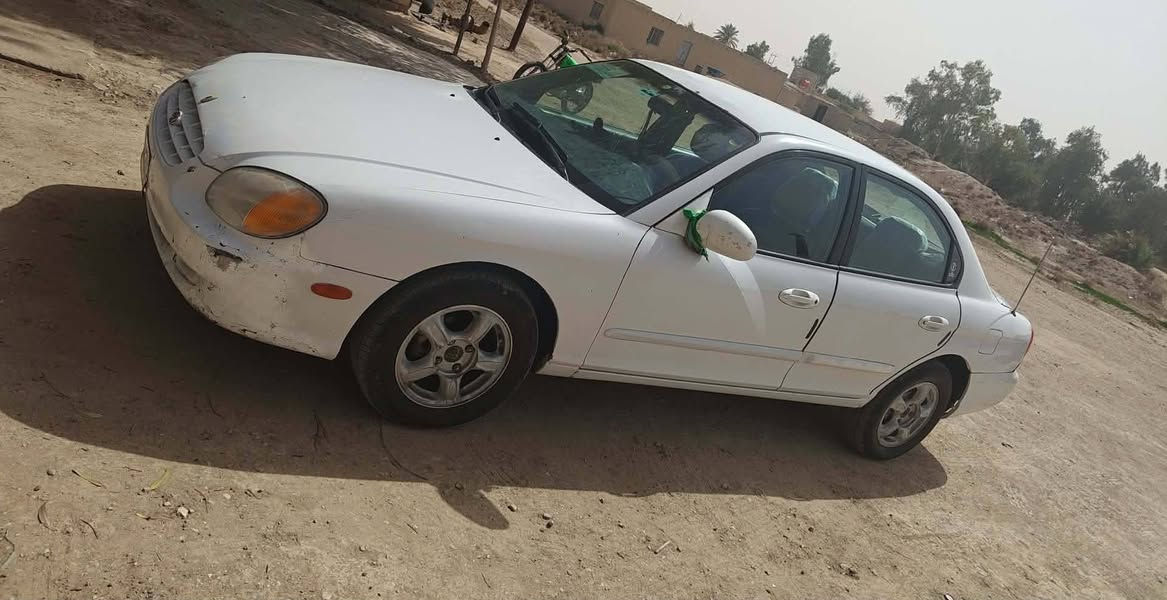 سوناتا  موديل 2000ع شركه ترايك للبصره مكفوله من كلشي ب52وبيها مجال للشراي مال جناي مكاني ديوانيه بسمي سياره 
***********
