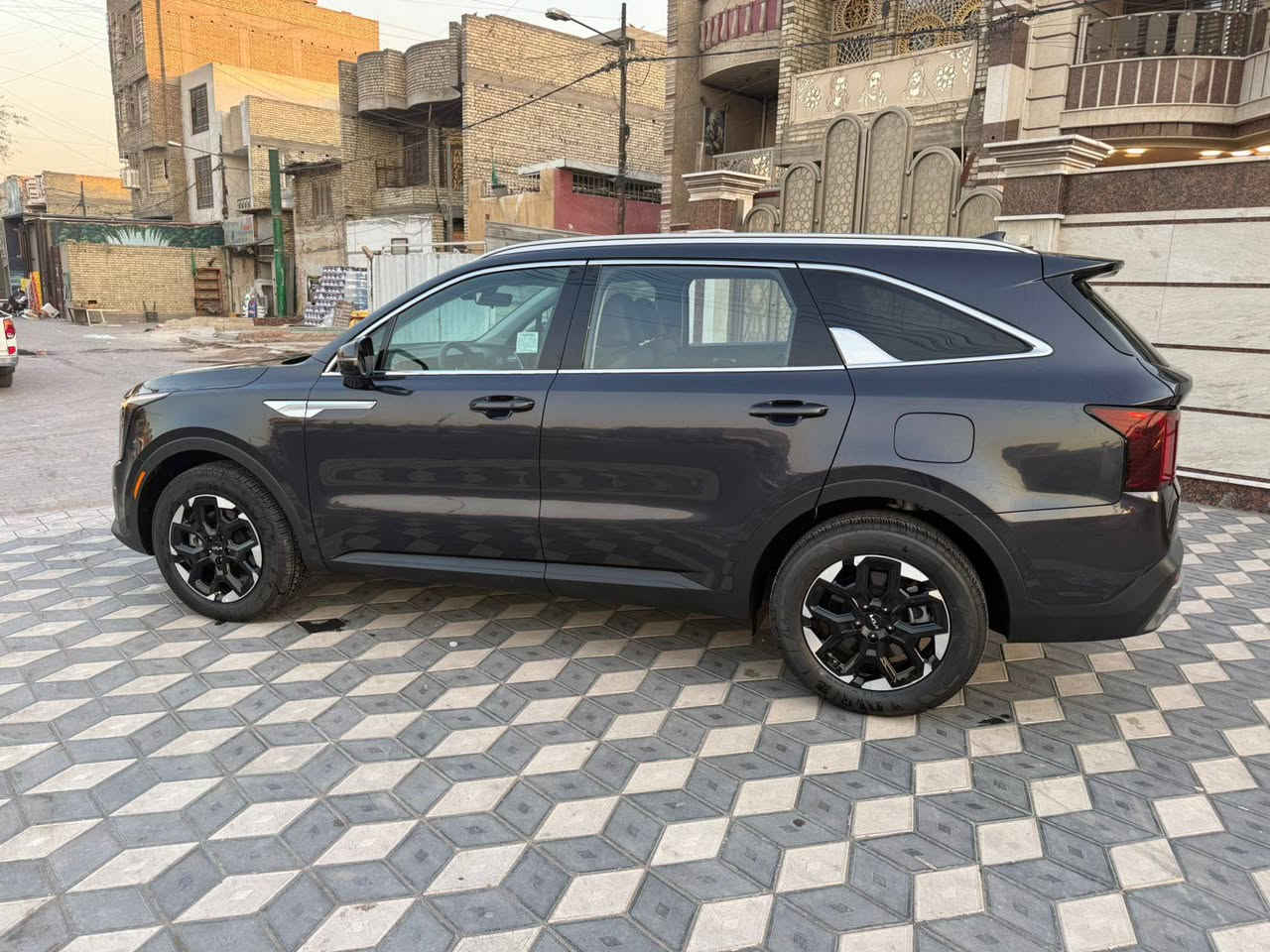 سورنتو موديل 25 أمريكي اللون فيلي طوخ ماشية 6000 تبديل بنيد بدون دواخل شاصي لغد مكفول كفالة محرك 4 سلندر 2500
بصمة ابواب وتشغيل
بانوراما
رادار امامي +خلفي+ جانبي
حساس امامي+ خلفي
تشغيل عن البعد 
كامرة امامية+ خلفية دوارة 
مودات قيادة 
لايتات زنون ولد نهاري 
اشاير مري ونقطة عمياء 
كشن جلد كهرباء وتدفئة 
7 راكب 
سايد بريك بصمه 
شحن وايرلس ومنافذ شحن بالكشنات 
تحديد مسار وقيادة ذاتية 
وبعد هواي مواصفات وثاني يوم ابصملك بااسمي المنفيس
السعر 235$ وبيها مجال للاتصال ***********
