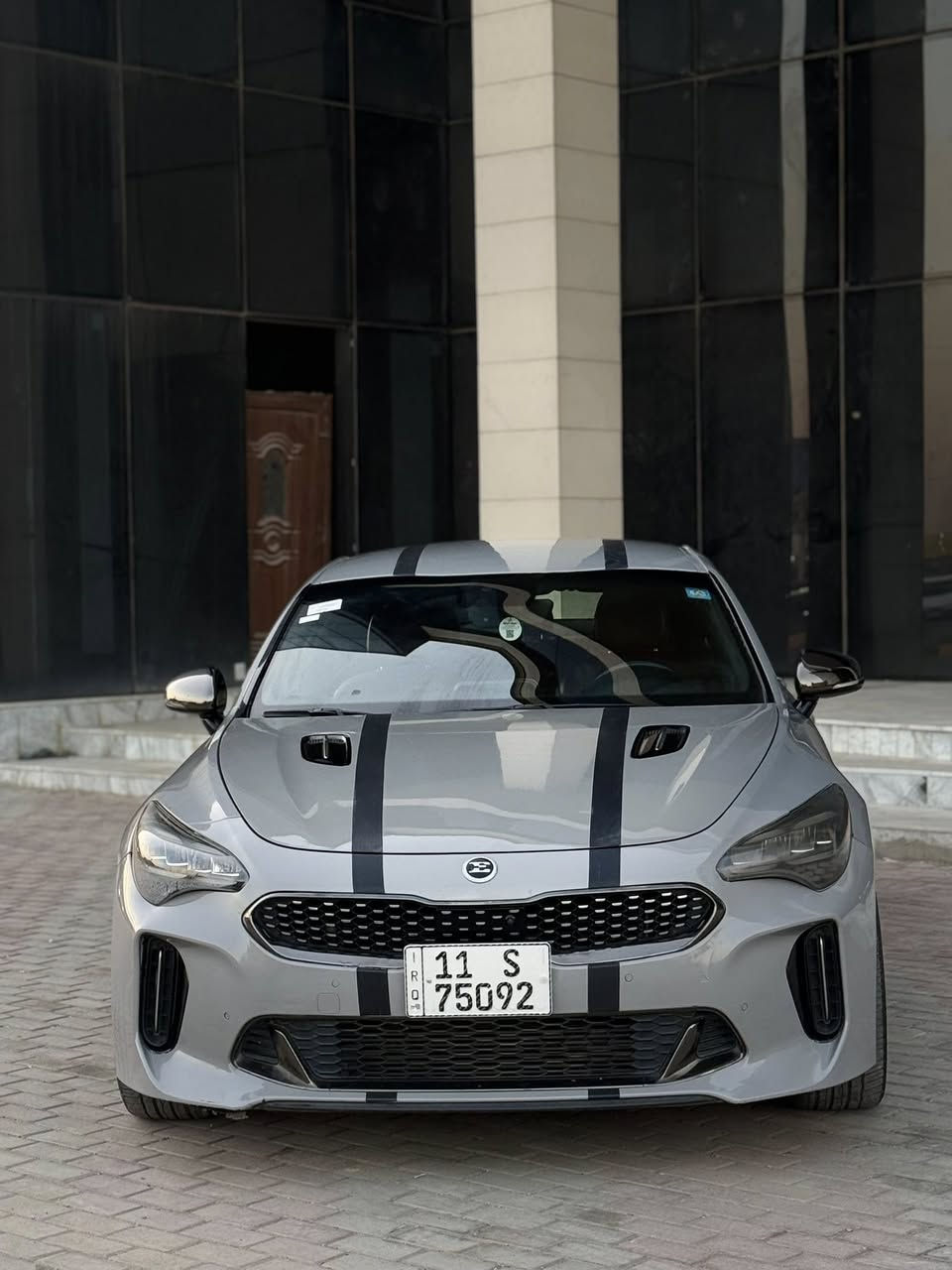 سلام عليكم
كيا ستنكر موديل 2021 وارد امريكي السياره
جي تي لاين محرك ٦ توين تيربو 3300
 اربع  قطع صبغ  السيارة فول مواصفات عدا  بنرامة  رادرات جلد
داخل احمر  كراسي كهرباء تدفاء تبريد  تشغيل عن بعد قطعتين تبريد السيارة V6 السيارة جاهزة من كير محرك بدون فتح 
السياره ماشيه 45 حقيقي 
رقم بغداد نكليزي بسمي شخصيا
 صدر تبريد تخم تاير العنوان بغداد السعر( 155) وبيها مجال للاستفسار الرقم ***********
