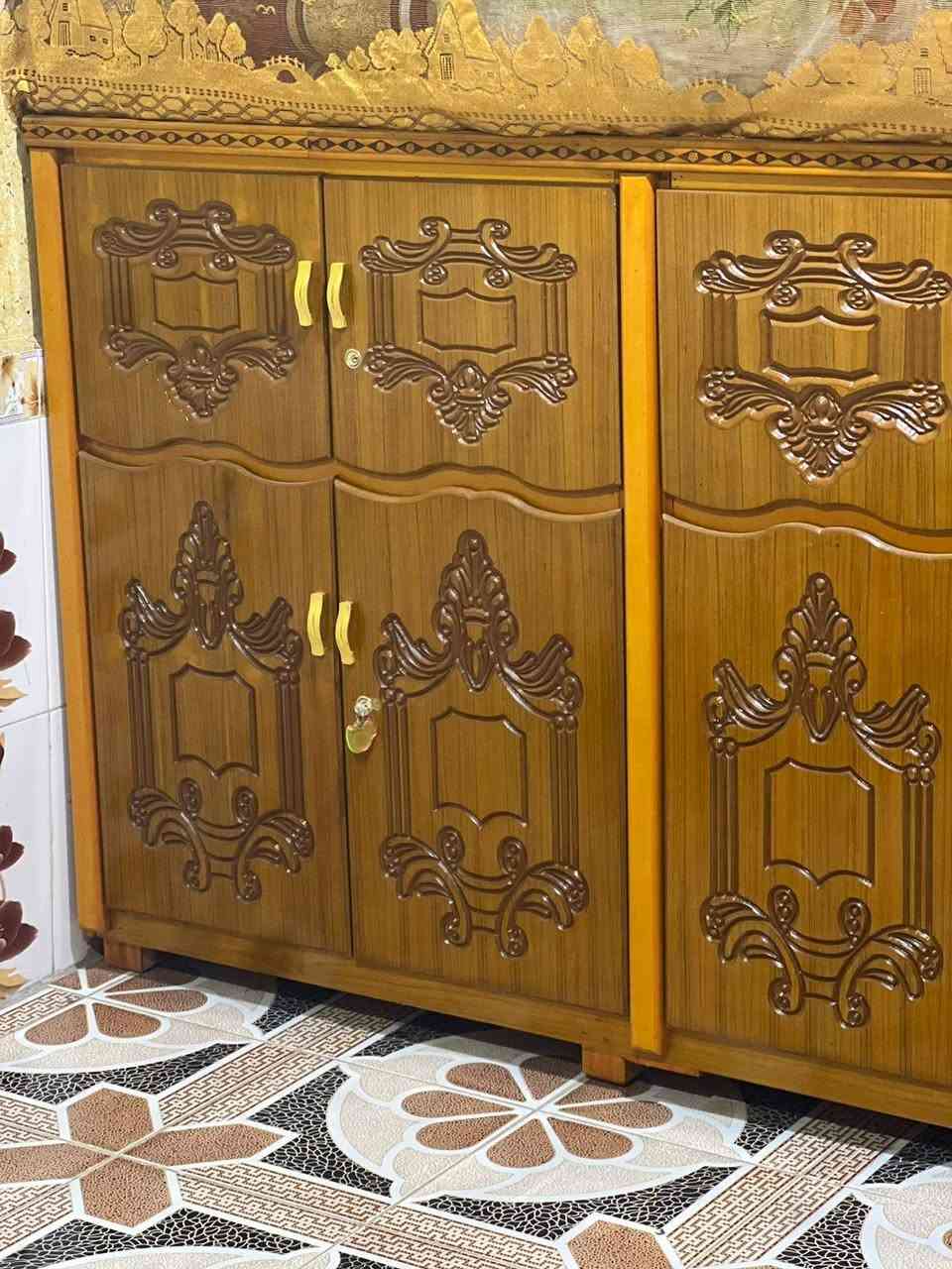 سلام عليكم أخوتي
مكاني ذي قار قضاء جبايش 

🌟بوفيه جديده صايرلها 15 يوم من سويتها كلش ثكيله وخشبها من هاذه نوعيه زينه🌟 طولها 3 أمتار رتفاعها أكثر من متر ونص بيها 12باب سعرها 550 💵 وبيها مجال ان شاءالله ألي أله رغبه بيها يتفضل خاص[ ***********]👇👇👇👇👇👇
