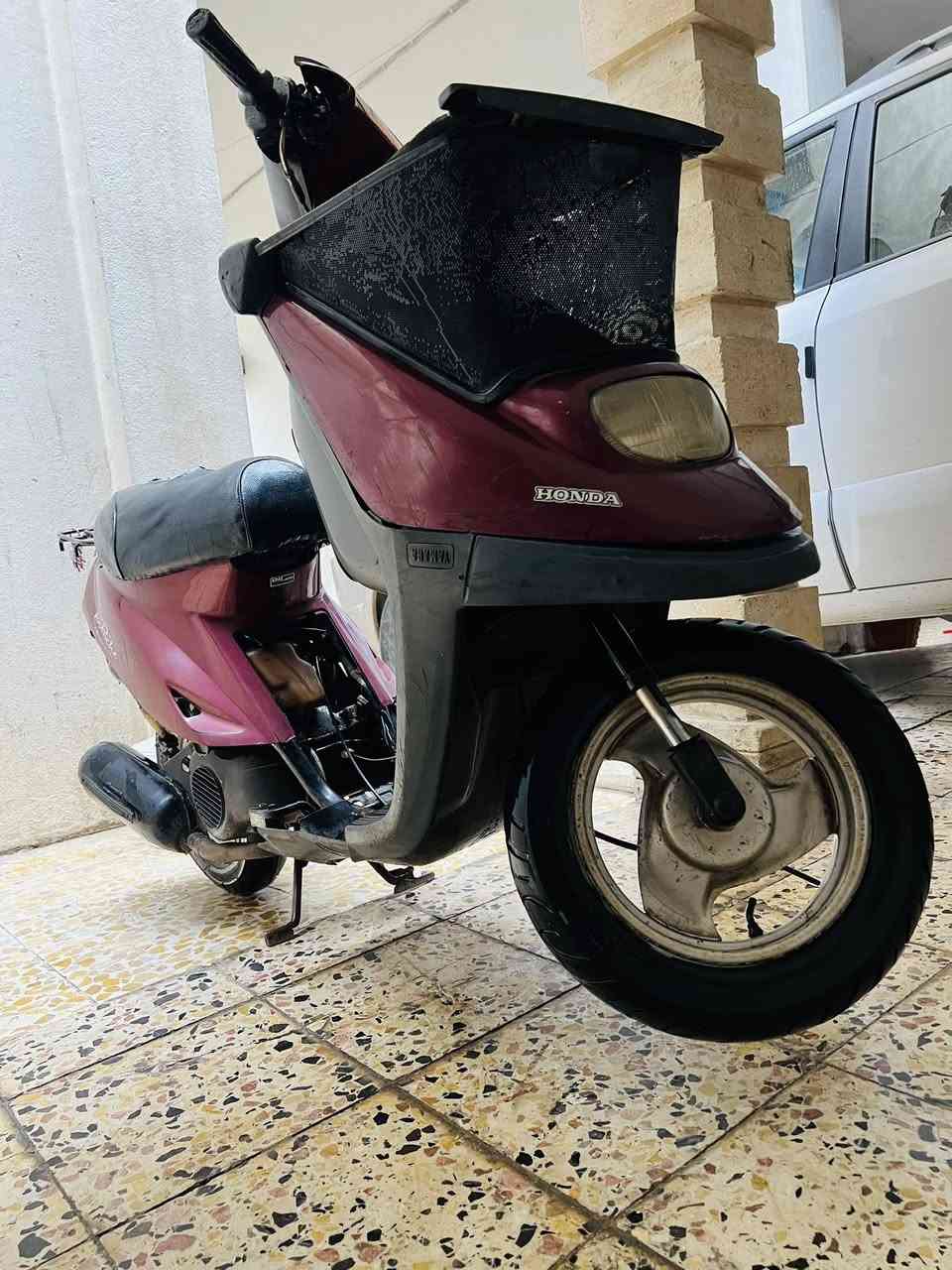 بزون بردا للبيع مكينه نار تحريكه معدل شرط كهربائيات شغاله شاصي تكه مفطوره نص ومقوى للبيع او مراوس سعر 170 وبي مجال للشراي


**إذا كنت صاحب هذا الإعلان وتريد حذفه لأي سبب، رجاءا أرسل رسالة إلى الدعم الفني**