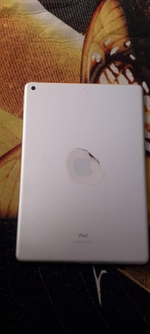 سلام عليكم ايباد٩ذاكره٦٤نموذجM
كلشي مابدل بي 
سعر240 
عنوان بغداد الحسينية مال راشديه
اتصل ول استفسار عل هاذه رقم*********** 
أو مراوس بوبايل حسب لقناعه
