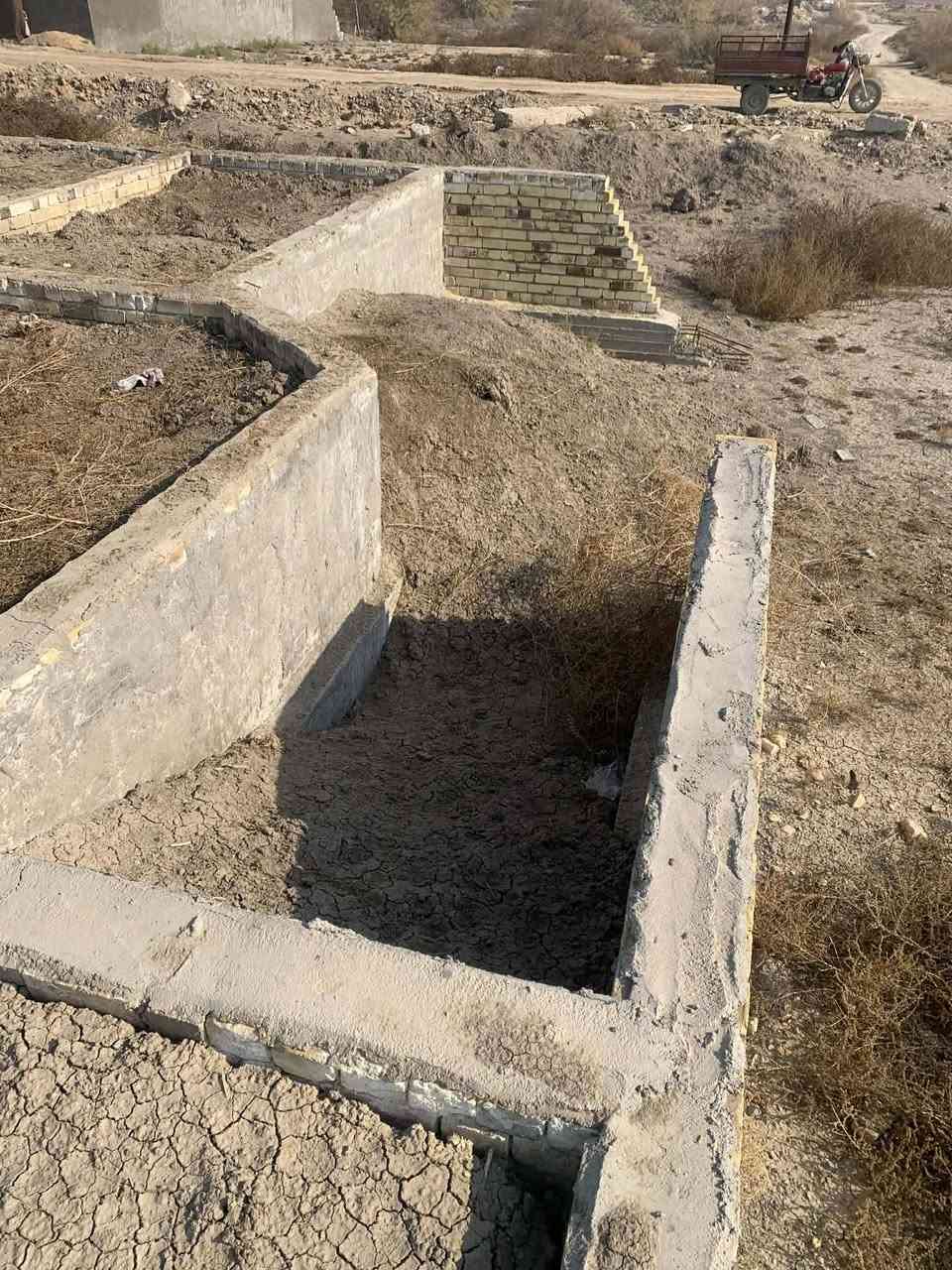 سلام عليكم اخوان بتلو للبيع بالنقابة المعلمين نص بيه بتلو ونص فارغ تنباع شلع السعر 19خدمات كامله يمه من ماء وكهرباء *********** #الجميع
