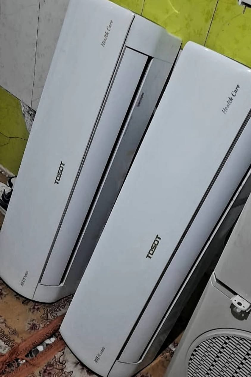 سبالت توسوت عدد2هايبر عادي وليس أنفيرتر  استيراد خاص  فئة طن واحد 2025استخدام قليل جدا نسبة النظافه %95..تدفئه تبريد ثلج  واي فاي مع خاصية ألغسل ألتلقائي عن طريق الريموت كامل ألملحقات غاز410نظام أستوائيT3.سعر السبلت  الواحد ب275علمأ ان سعر الجديد ب 485الف العنوان بغداد ألرصافه الشراي اتصال فقط لعدم توفر ألأنترنت 
***********
