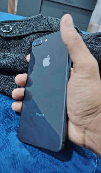موبايل ايفون 8 بلاس ذاكره 64 بطاريه 78 نموذج M الامريكي
الجهاز استخدام شخصي شرط من كلشي ما عدا كامره اماميه عاطله تحتاج تبديل غير شي شرط مامبدل بي كلشي الجهاز شرط
طالب عليه 110 وبي مجال بسيط للشرايه
***********
