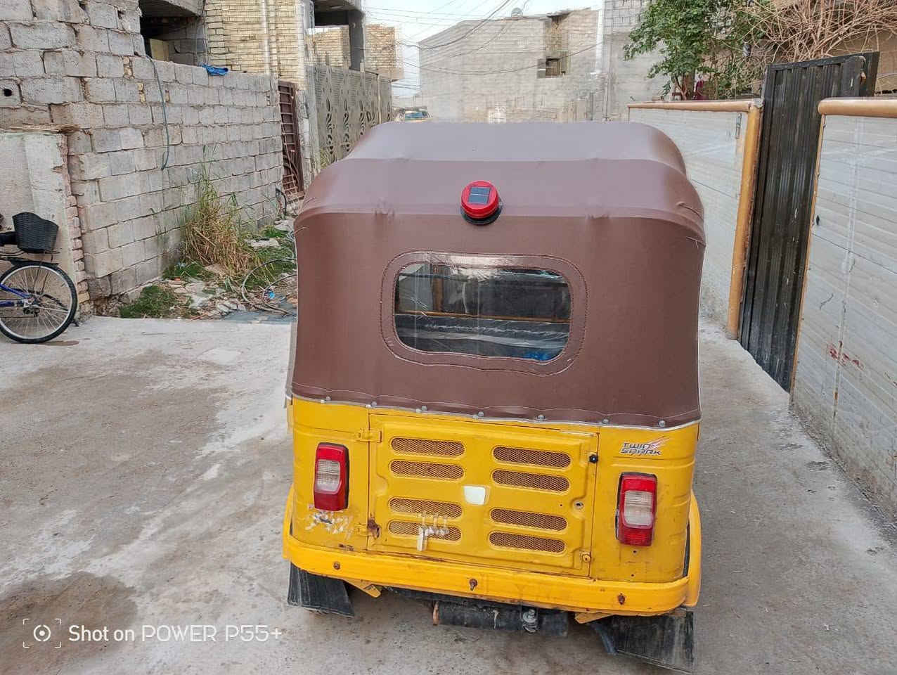 السلام عليكم تكتك للبيع موديل 2019 سعر 4ملاين و800 رقم الهاتف ***********
