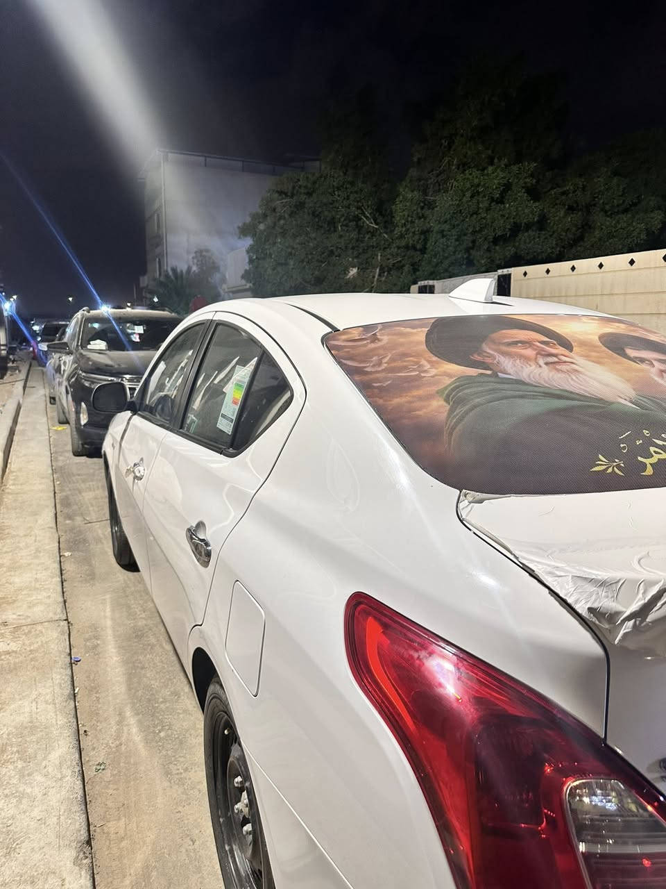 السلام عليكم 
نيسان سني هندي ام البليته الزركه 
مديل 24
ماشية 16 /الف من دوام للبيت 
رقم اربيل 
السعر /127 وبيها مجال للشراي 
الاتصال /***********
