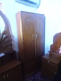 غرفة نوم • نظيفة • استعمال ٤ أشهر