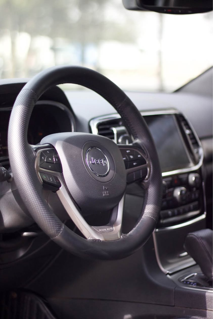 jeep grand cheeroke 2020 
blacktop
cline title 
دەعامی بۆ دەعامی بەشەرت بێ بۆیاخ
فول مواسەفات
بەسمە 
شەغال
کوشن شاموا و جلد
کوشن هیتەر
سوکان هیتەر 
شاشە گەورە 
سلاید
سەماعە ئەلپاین
سندق شەفت 
تحدید سورعە 
نرخ ٣٠٥
***********
0️⃣7️⃣7️⃣0️⃣5️⃣7️⃣0️⃣🔟🔟 السليمانية, العراق
