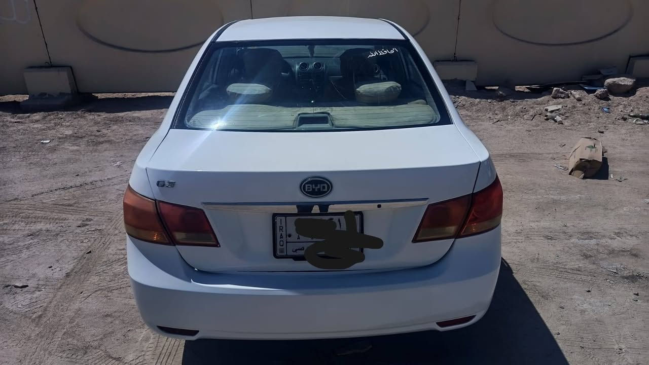 السلام عليكم
بي واي دي
سيارة جاهزة من كلشي تبريد تدفئة
البصرة
مصبوغه جمالية
سعرة 65$ وبيه مجال
مكلف بل نشر
رقم اتصال ***********
