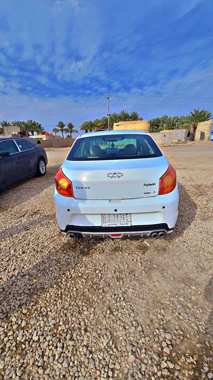 سلام عليكم شري ١٣ سياره جديده معنه لكلمه مكفوله جاهزه من كل نواحي مداور ثاني يوم. مكان سياره ديوانيه سومر للاستفسار ع رقم ***********
