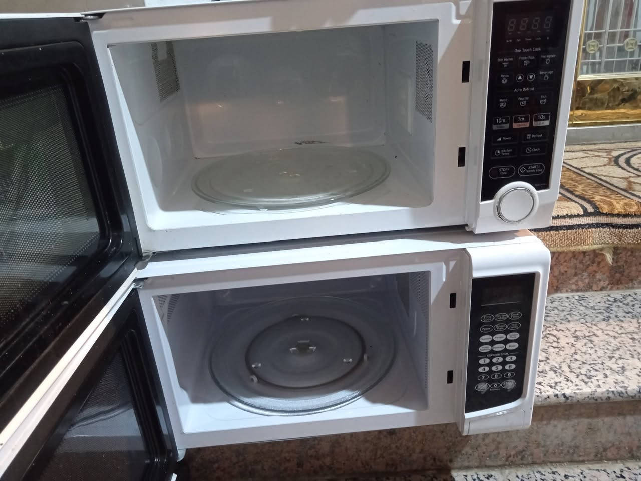 سلع باله كويتيه حاجه الكاط شرط الشغل للاستفسار التواصل ع الخاص او الاتصال على الرقم ***********
