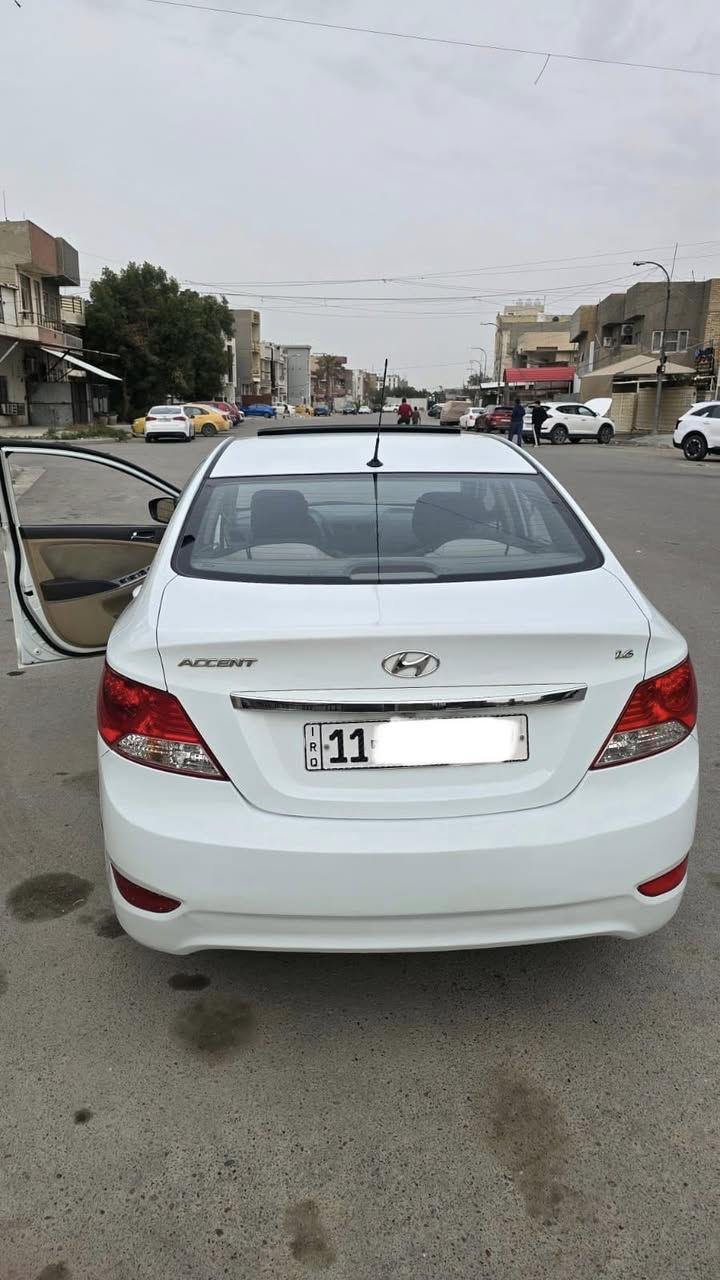 للبيع اكسنت خليجي ٢٠١٥ رقم بغداد محرك ١٦٠٠. الجديد سنوية باسمي ماشيه ١٠٠ فول مواصفات محرك كير بوضع الوكالة تخم تاير صدر جديد مكفولة من ضربة بيها طختين معمرات مكان بغداد الامين سعر 110سونار عالواتساب
***********
