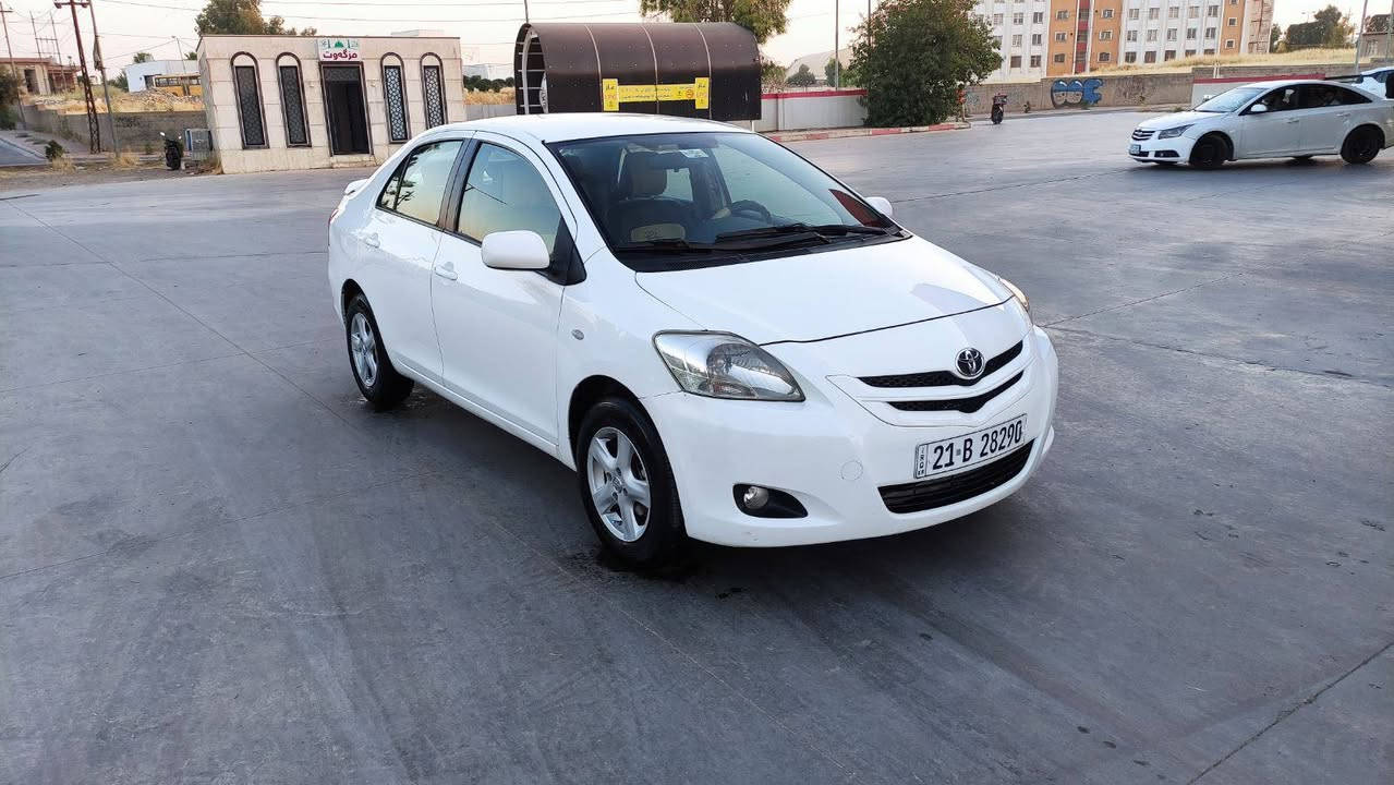مؤديل 2008
 گير ئؤتووماتيك
مه كينه بچووك
بي بؤياخ
پينج كه له
ته بريد له سه ر سوويچ له شوويني خؤيدا
ره قموو سه نه وي نوويه تا 2028
گيرو مه كينه ي به شه رت
تايه و ويلي لؤكه
سعري 98 گه لاو معامه له
***********
***********
