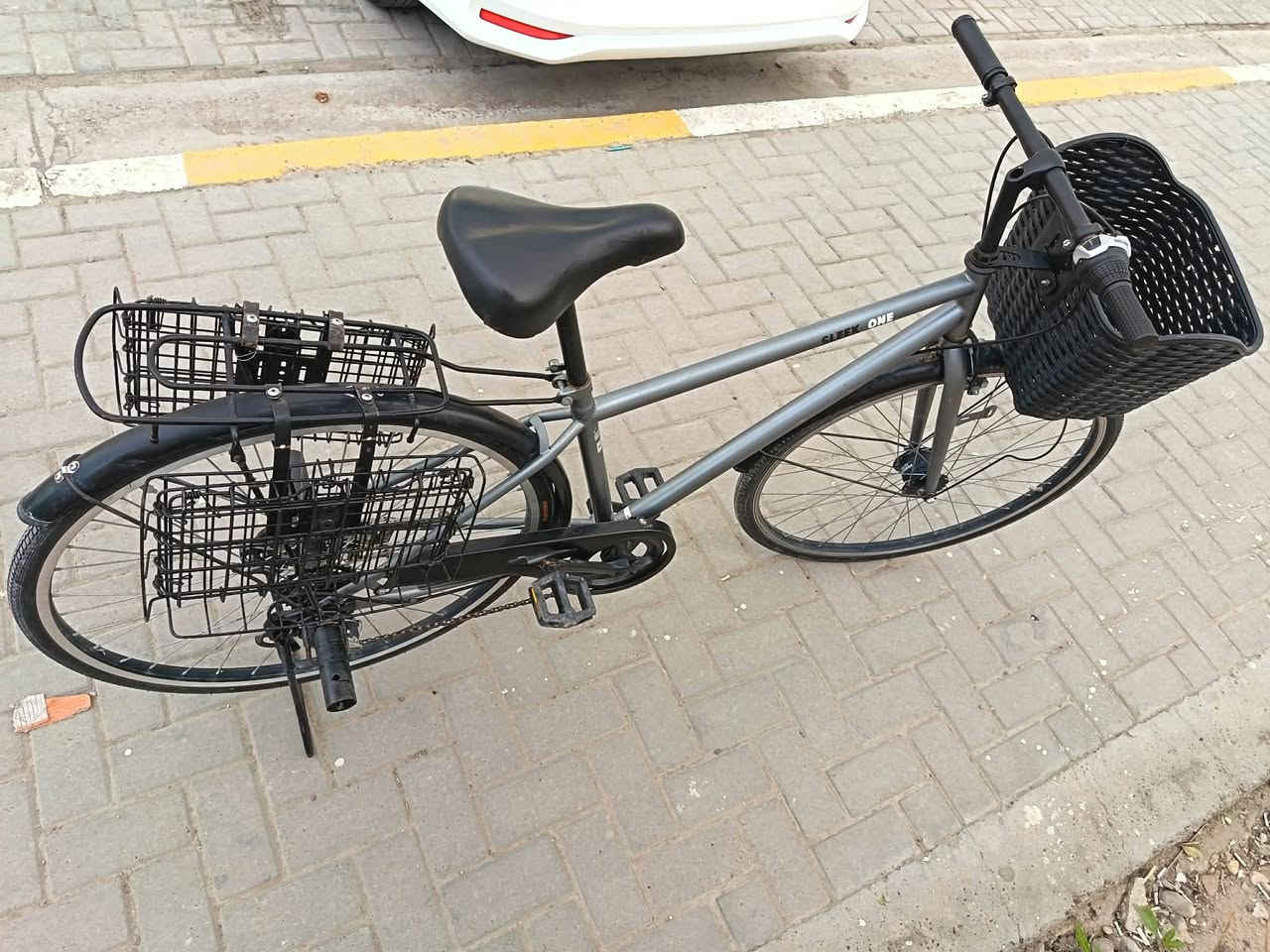 سلام عليكم بيسكل C700 مال ترحال بيسكل نضيف كير 6سرع بي دينمو سلات خلفيه بريكات شغاله كير شغال
البيسكل كلش نضيف اي عطل مابي اريد ابيعه معوز فلوس 👍🏻 الحجم 27
السعر 175وبي مجال بيع او مراوس
لاستفسار خاص او*********** واتساب فقط
