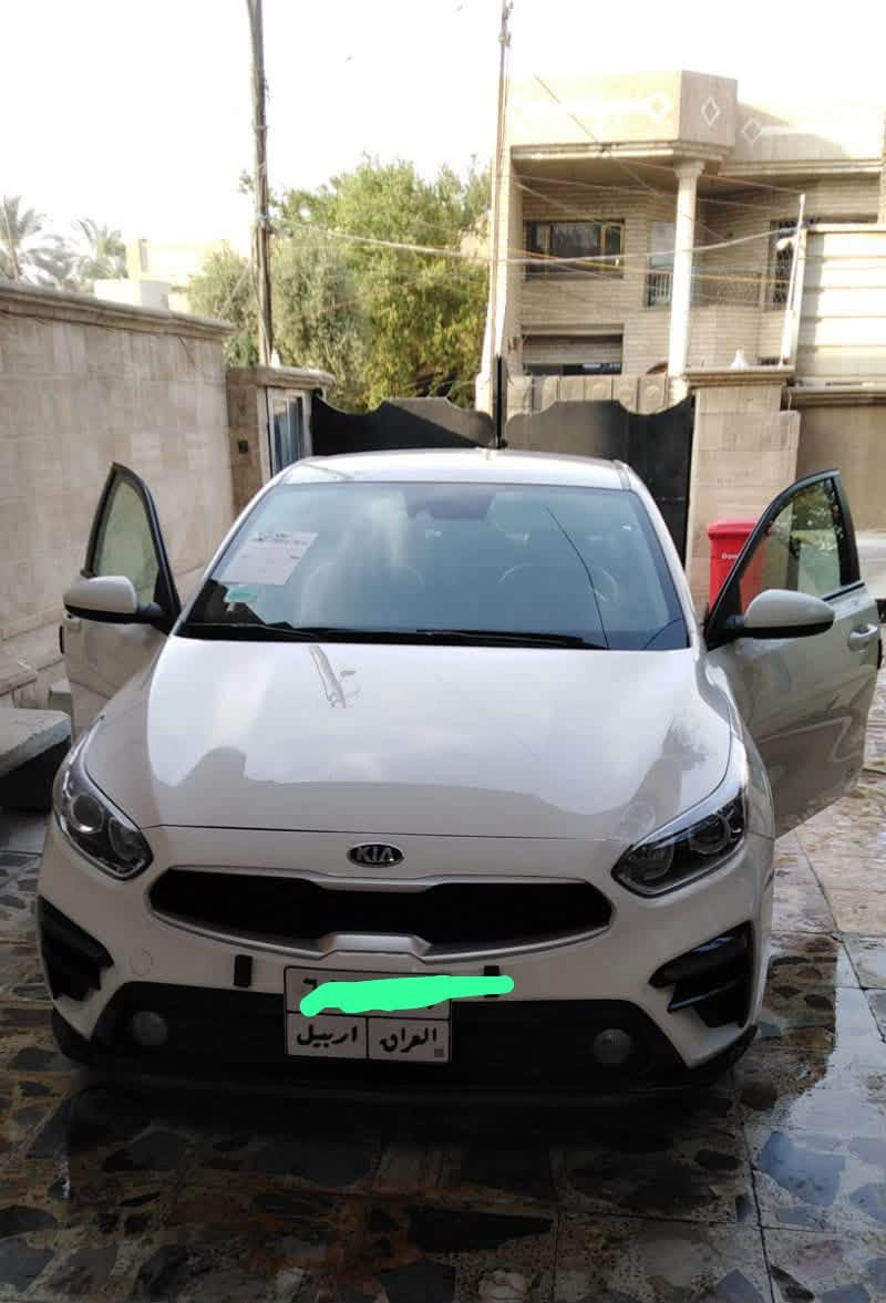 السلام عليكم كيا فورتي 2019 رقم اربيل 
مكينه 2000دوش مواصفات شاشه كامره ابل كار بلي مثبت سرعه حساسات موصفاته معروفه ضرر السياره موجود سونار بلصور سعر السياره 125 وبي مجال شي بسيط حك جيه مكان السياره بغداد الكرخ 
***********
