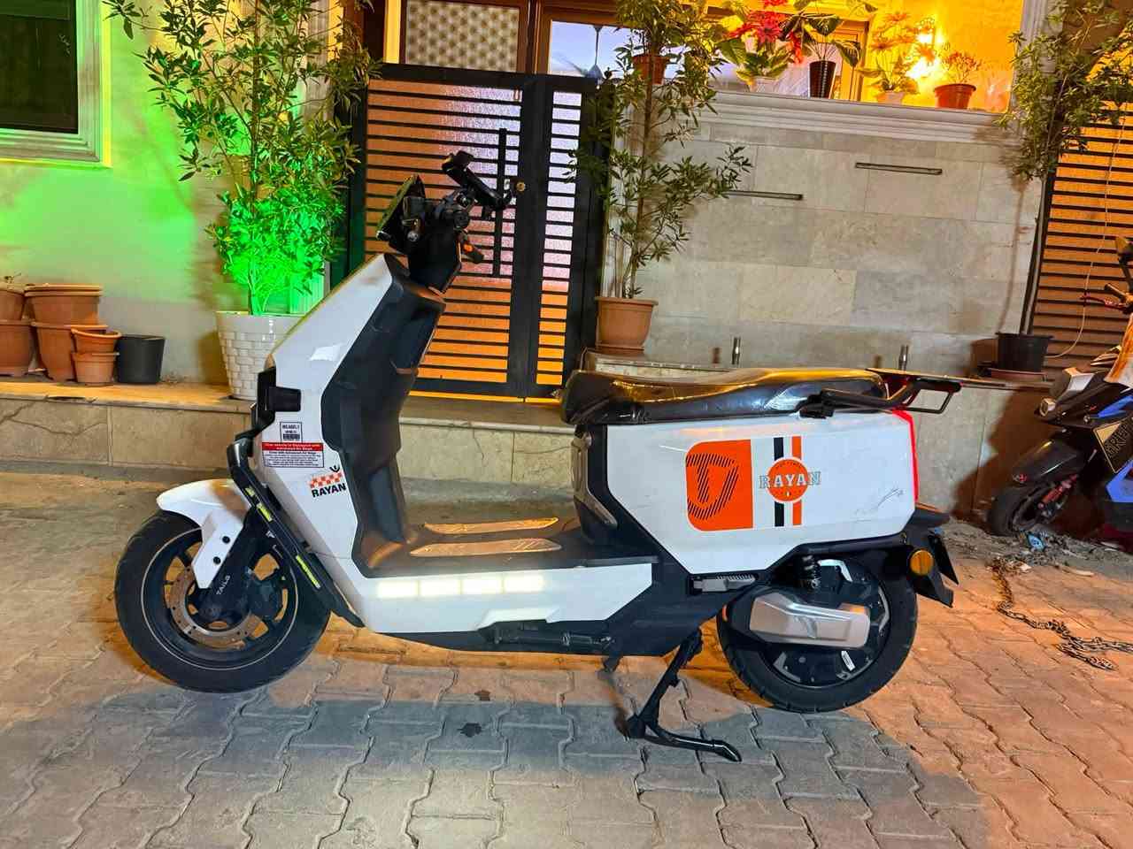 سلام عليكم
دراجه ريان وحش الكون 

ملف 2000

ست بطاريات 

سرعه 78

نضام بارك🅿️

3 نمر سرعه

نضام بك

شاحن تلفون🔌

مثبت سرعه

75 كيلو بلشحنه الوحده

موديل2025

​السعر: خاص ومناسب جداً
  
الاعنوان : بغداد الاعظميه

​📞 للتواصل والاستفسار: ***********
