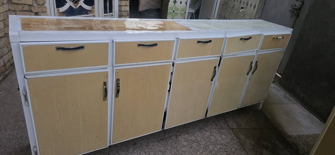 كاونترات تفصال واحد مترين وثاني مترتين ونص سعر الواحد ٩٥ الف
عنوان

شطرة الحولي فرع محطة الكهرباء الجديدة مقابيل حسينية حامي الشمال((نبي الرحمة)) داخل الساحة***********
