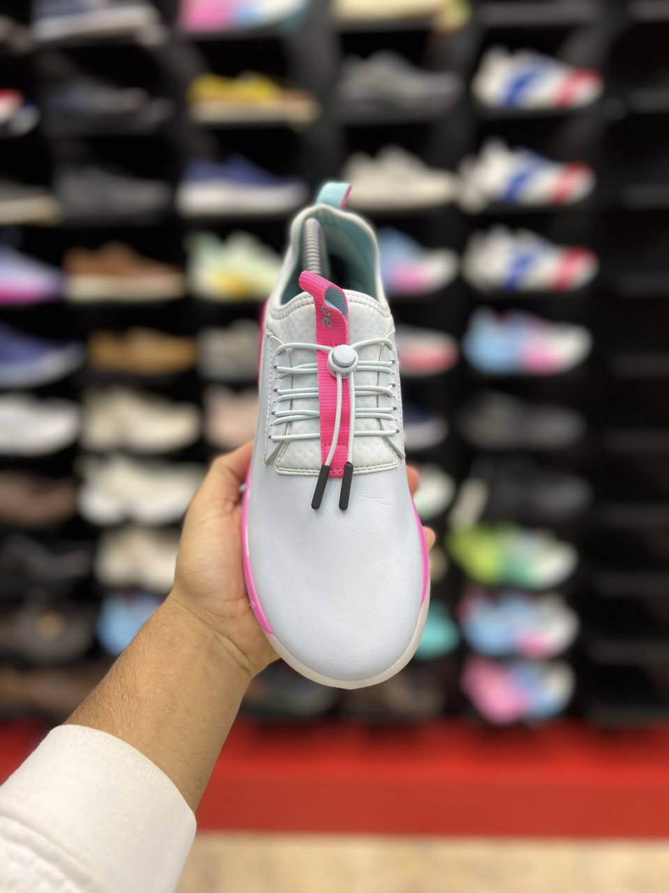 وكاله امريكيه Clove
السعر بلوكاله 165 دولار
ويمي غير ✌️😎

قياس 40.5 القدم 25.5
قياس 42.5 القدم 27
السعر 15

العنوان النجف ملحق الروان 
توصيل 🚚 محافظات 6 داخل النجف3 
*********** واتساب#
