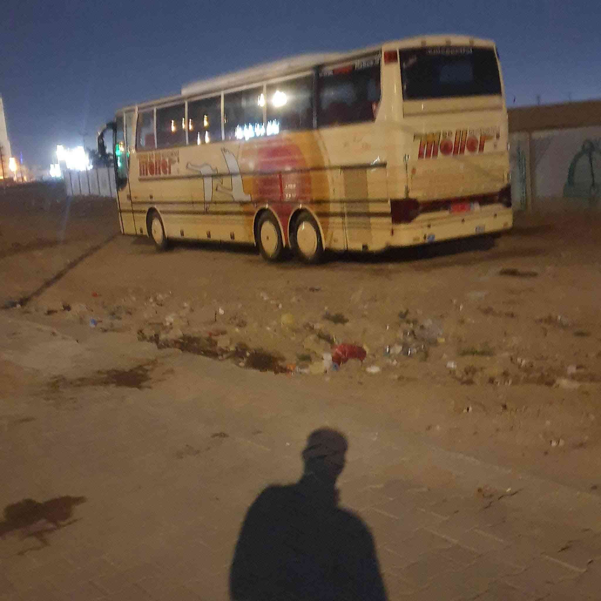 الفينيه لبيع ***********
